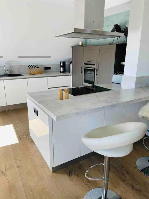 Altstadt Maisonette Wohnung 布里隆 外观 照片
